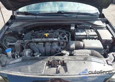 2017 Hyundai Elantra Se из США, поврежденный, VIN 5NPD84LF5HH000687